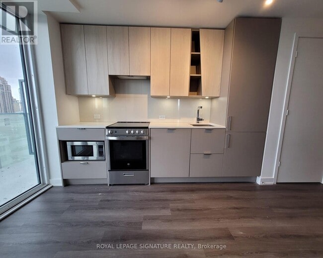 Building Photo - 3883 Quartz Rd