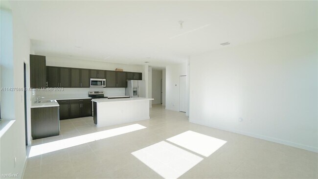 Foto del edificio - 3 br, 2.5 bath House - 22636 SW 128th Pl
