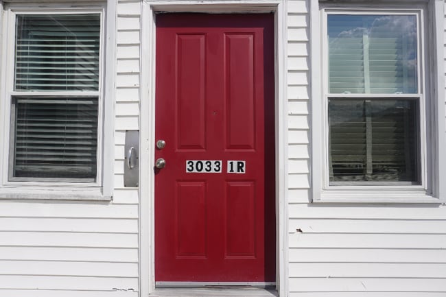 Building Photo - 3033 Hamilton Ave