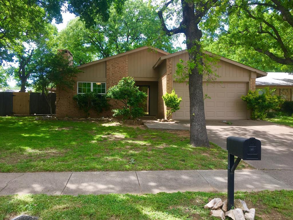 Primary Photo - 1303 Shady Hollow