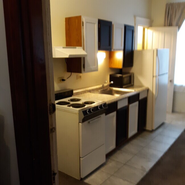 Photo - 2350 Rohs St Apartments