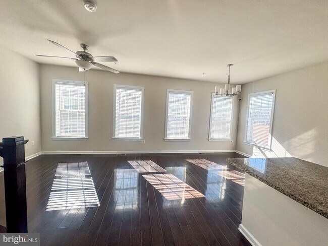 Foto del edificio - 7160 Brick Kiln Cir