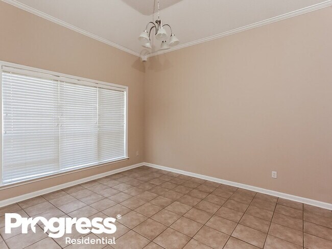 Foto del edificio - 9362 Falcon Hill Dr