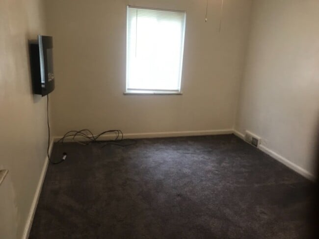 Photo - 2860 Kearney St House