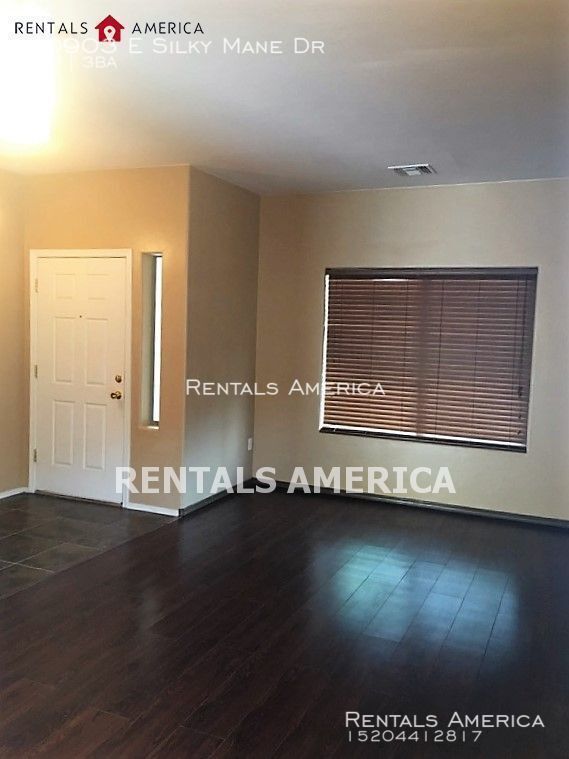 Foto del edificio - Elegance in Eagle Crest Ranch With Pool!!