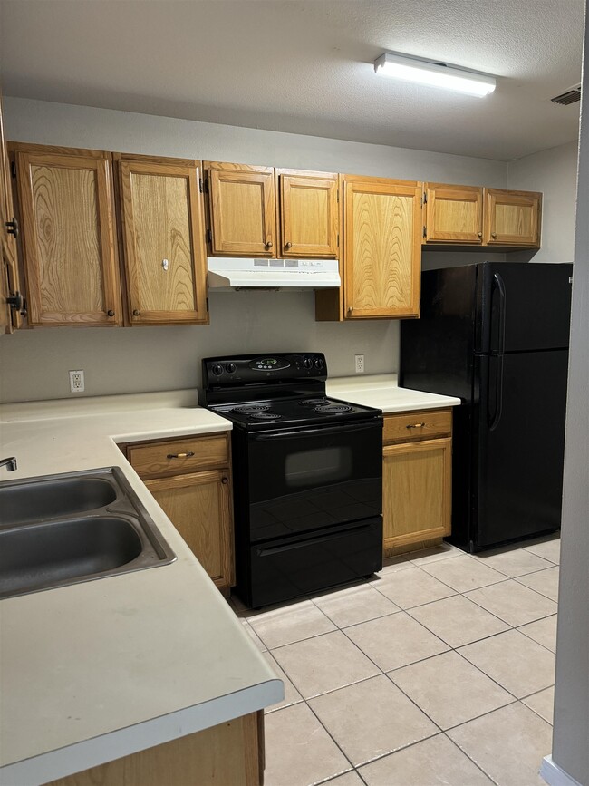 Foto del edificio - 7303 Wagner Ct