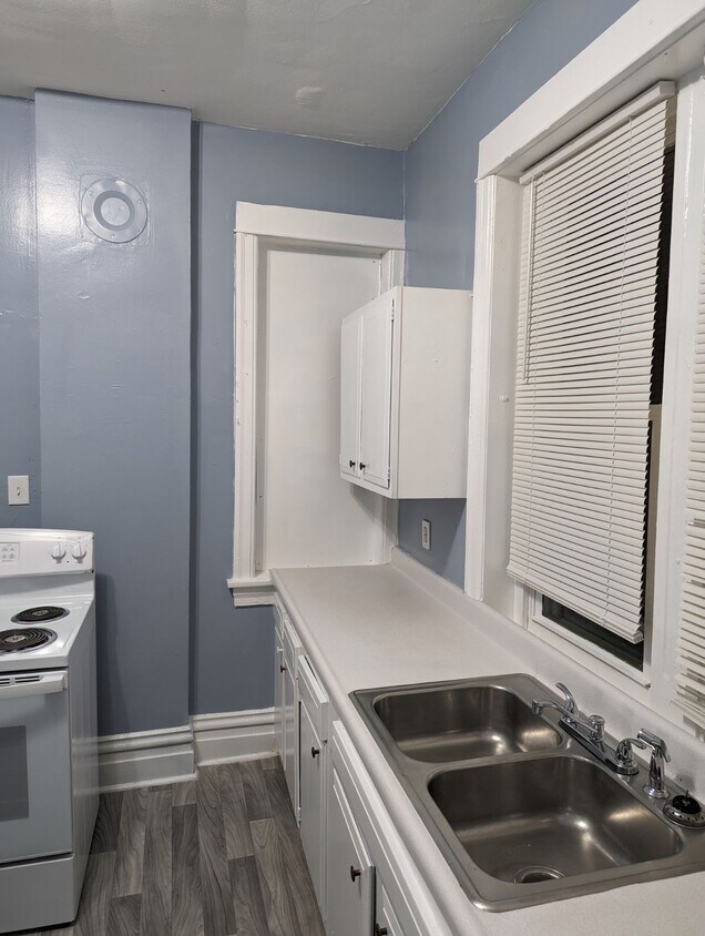 Foto principal - 658 Oak Hill Ave