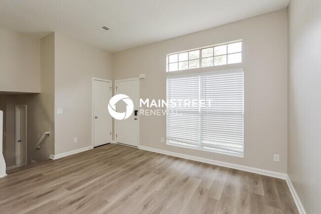 Foto del edificio - 3 Bedroom Pet-Friendly Home in Lithonia, GA with Main Street Renewal