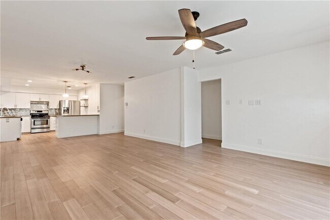 Building Photo - 5113 Greenheart Dr