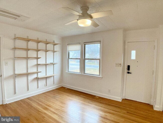 Foto del edificio - 5408 Taylor Rd