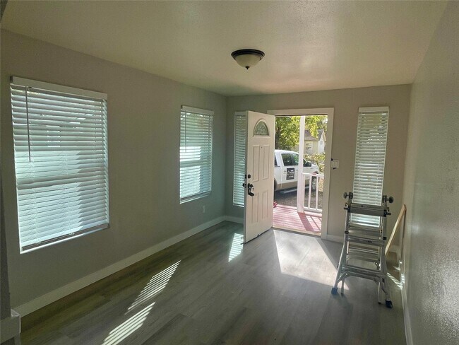 Foto del edificio - 504 N 8th St