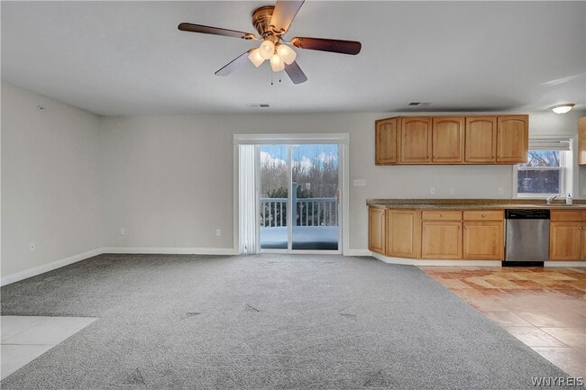 Building Photo - 4510 Broadway