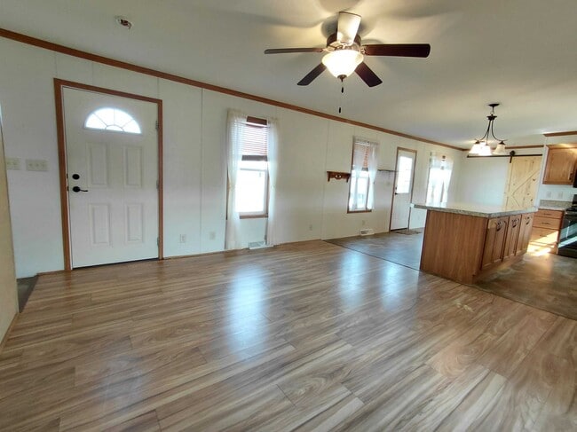 Building Photo - 2022 Mockingbird Pl NW