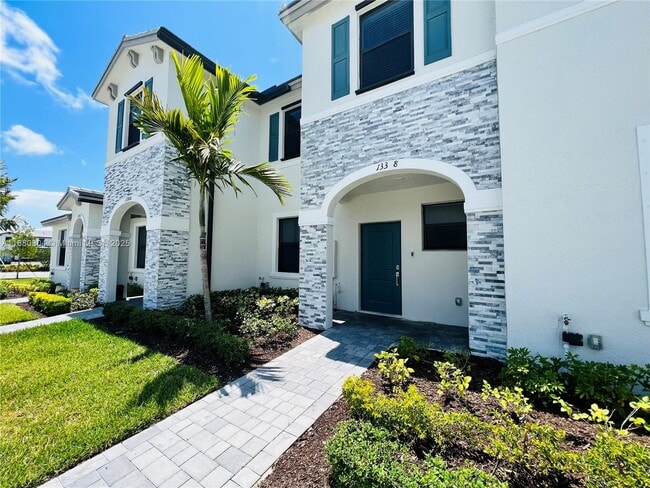 Building Photo - 13308 SW 286th Terrace