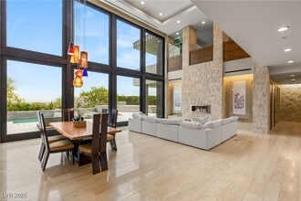 Building Photo - 98 Sun Glow Ln