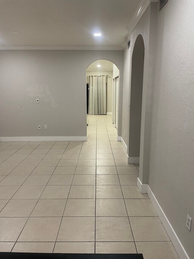 ENTRADA GRAN SALÓN - 13755 SW 169th Ter