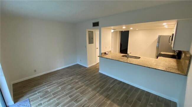 Foto del edificio - 5269 SW 40th Ave