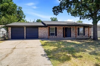 Building Photo - 129 Mountain View Dr