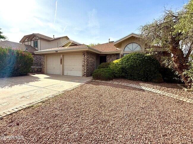 Foto del edificio - 764 Colchester Dr