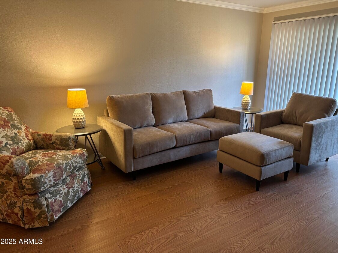 Foto principal - 8260 E Arabian Trail