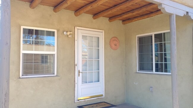 Foto del edificio - Delightful 3 Bedroom, 1 Bathroom Home in t...