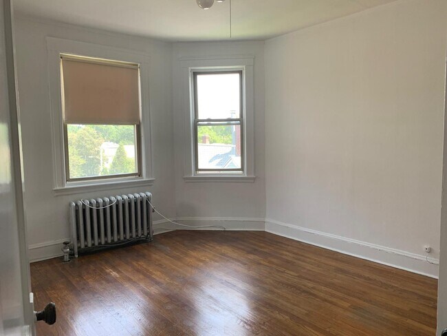 Foto del edificio - 52 Garden St