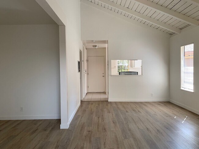 Foto del edificio - 14209 Syracuse St