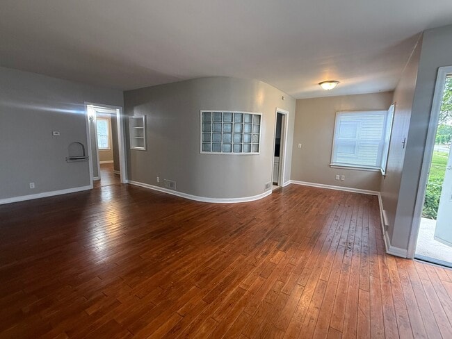 Building Photo - 1603 E Rudisill Blvd