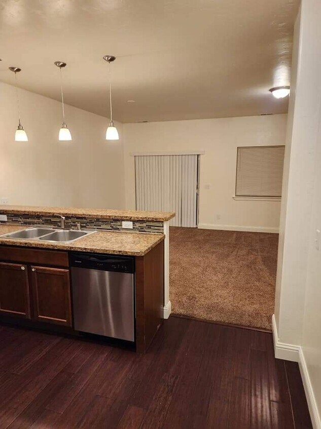 412 Sunrise Ct, Sidney, MT 59270 Townhome Rentals in Sidney MT