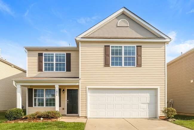 Building Photo - 1906 Eastway Dr