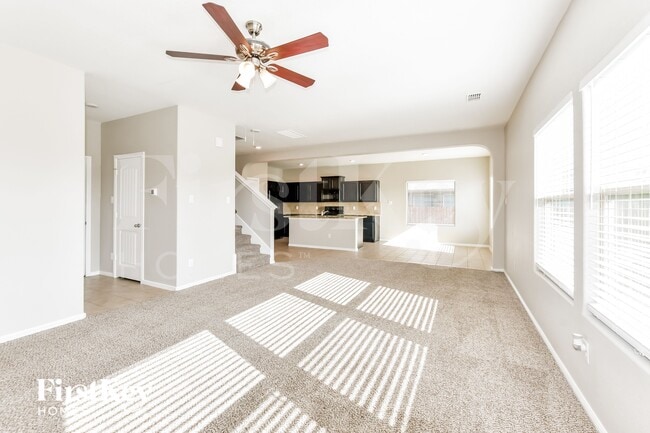 Building Photo - 625 Stanmire Lake Trl