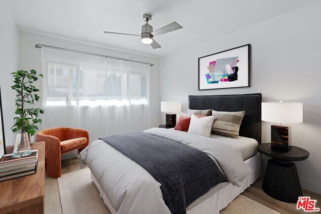 Foto del edificio - 6640 Woodman Ave