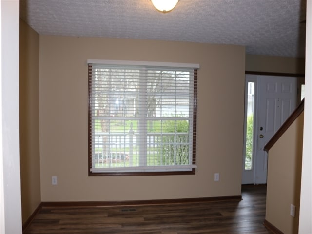 Foto del edificio - 281 Iris Trail Dr