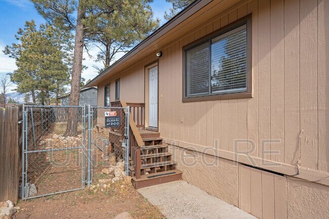 Building Photo - 60 E Camille Dr