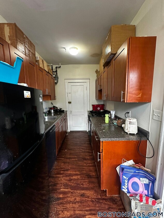 Primary Photo - 1163 Boylston St