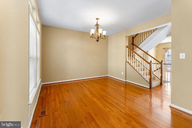 Building Photo - 7550 Maidenhead Dr