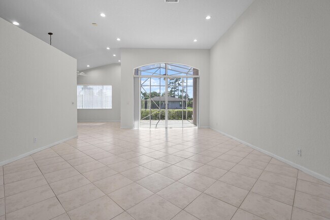 Foto del edificio - 7835 NW 78th Ave
