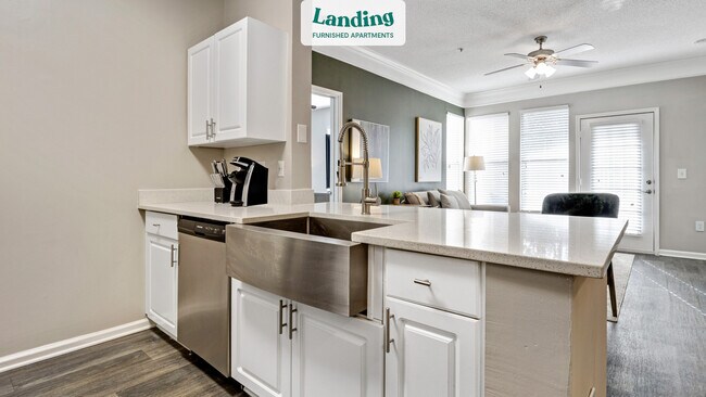 Foto del edificio - 18000 Masters Way