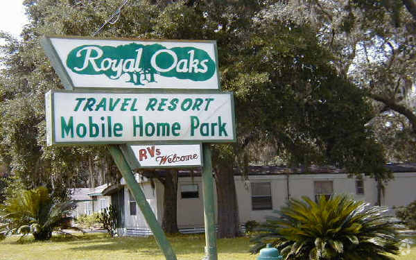 Primary Photo - Royal Oaks Mobile Home Park