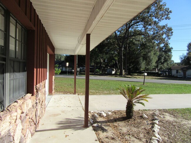 Foto del edificio - Charming 3/2 home in NE Ocala