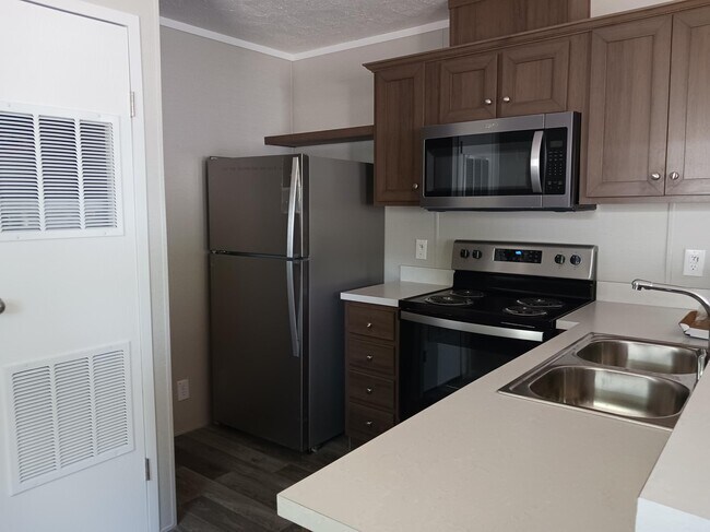 Foto del edificio - 37 Pansy Dr