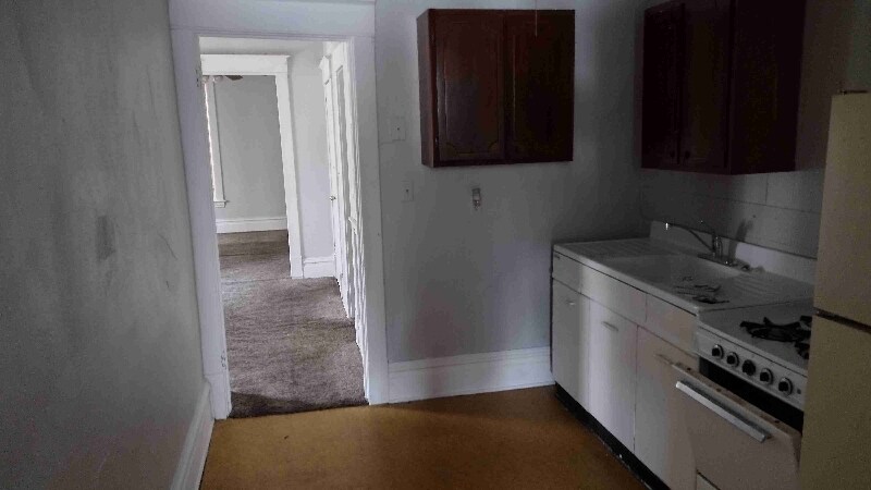 Building Photo - 1340 Home Pl