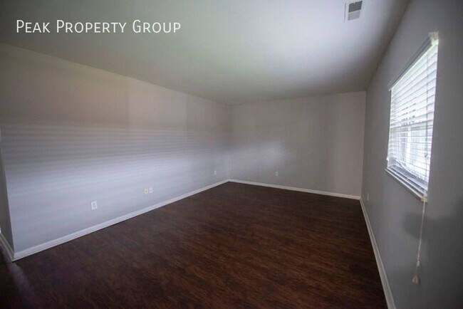 Building Photo - Located in Merion Village and within walki...
