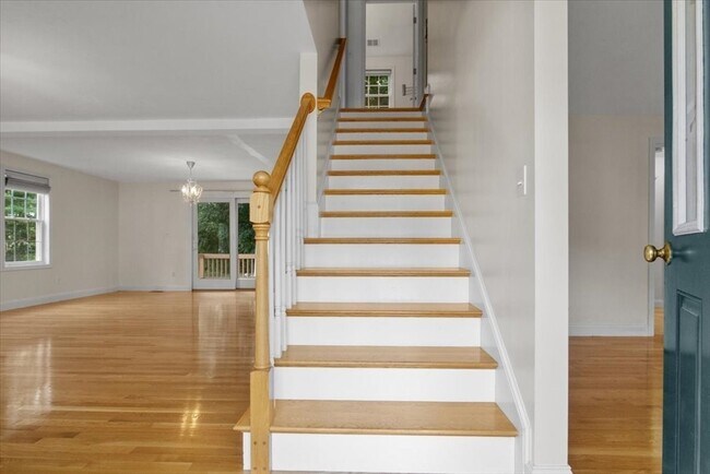 Foto del edificio - 37 Forest Rd