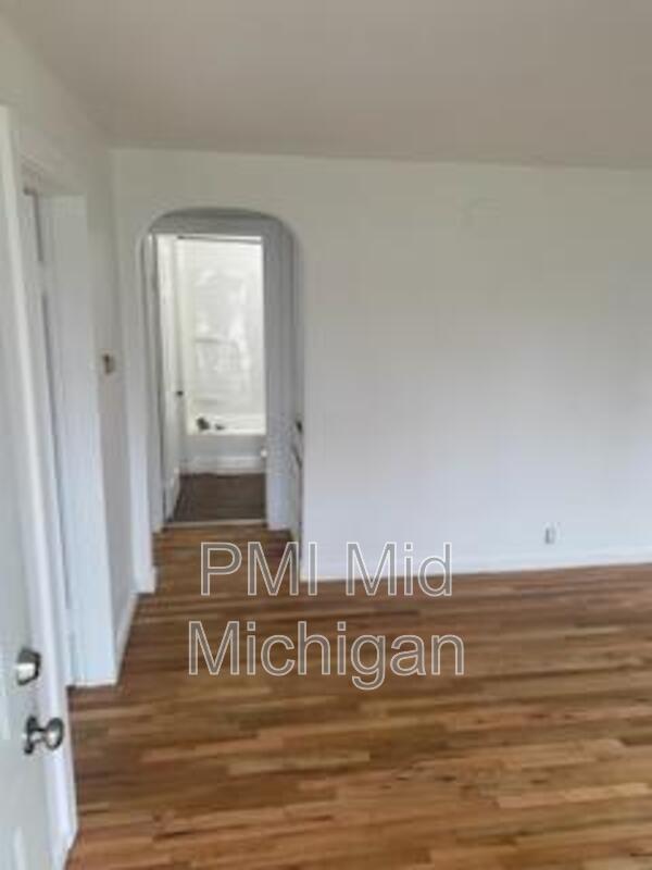 2523 Robinwood Ave, Saginaw, MI 48601 House Rental in Saginaw, MI