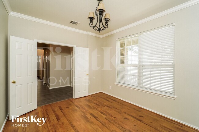 Foto del edificio - 146 Bentwood Ranch Dr