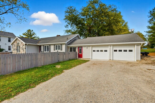 Photo - 9128 Austin Rd House