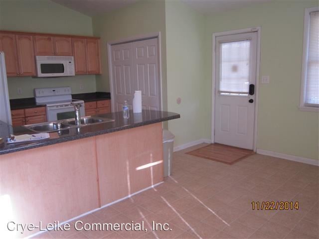 Building Photo - 3 br, 2 bath House - 14 Gino Drive