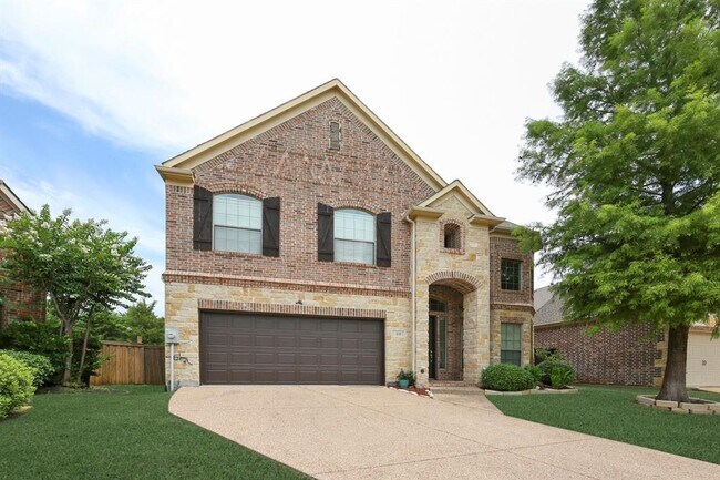 Building Photo - 20 Misty Pond Dr