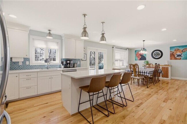 Foto del edificio - 3 Rego Ave